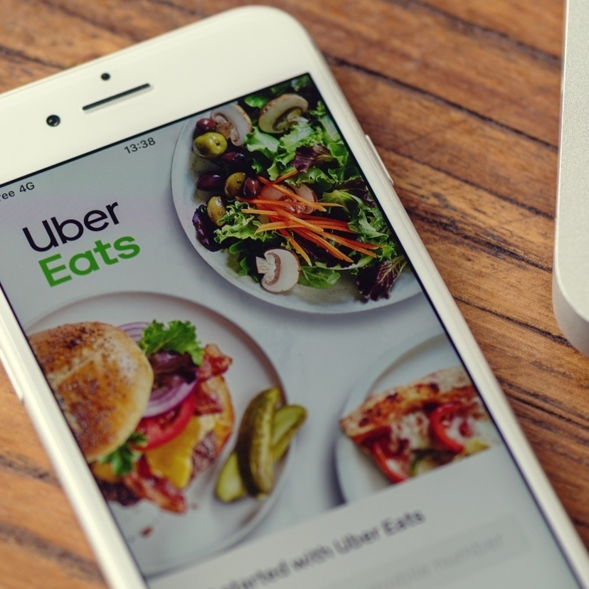 新型コロナの影響は食生活にも？「Uber Eats」などフードデリバリーアプリの利用が急増中
